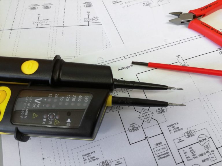 Aktualizačná odborná príprava elektrotechnikov Zvolen §21, §22, §23, §24